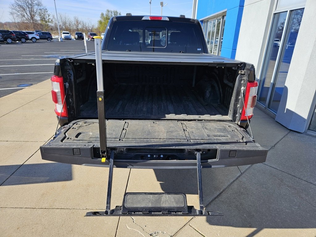 Used 2021 Ford F150 Lariat image 9