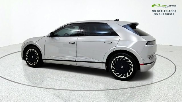 Used 2024 Hyundai Ioniq 5 Limited AWD/4WD image 5