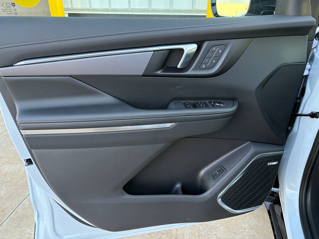 New 2026 Buick Enclave Sport Touring w/ Power Package FWD image 13