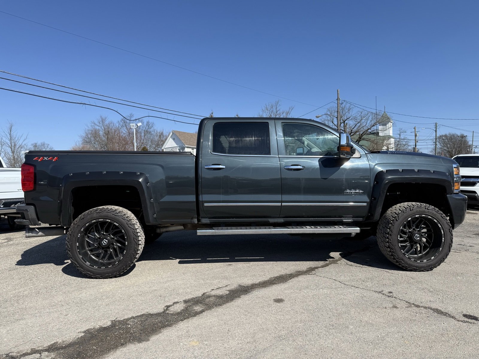 Used 2019 Chevrolet Silverado 2500 High Country w/ Duramax Plus Package image 9