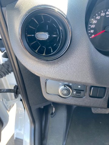 Used 2023 Mercedes-Benz Sprinter 2500 image 22