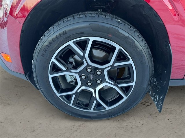 Used 2025 Ford Maverick Lariat w/ 4K Tow Package image 14