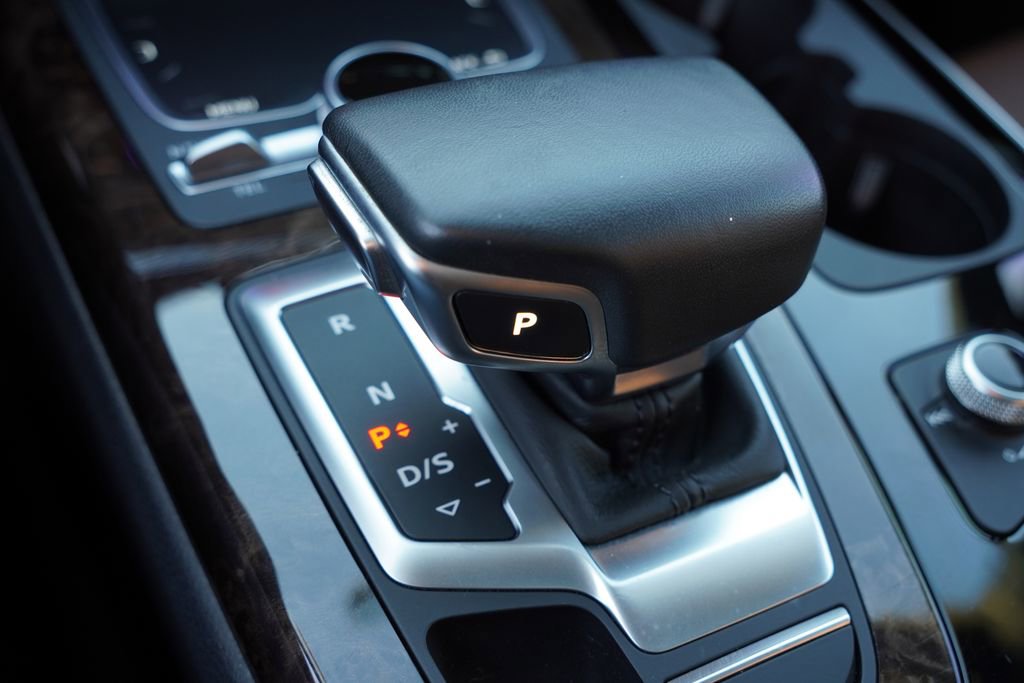 Used 2019 Audi Q7 3.0T Prestige w/ Prestige Package image 36