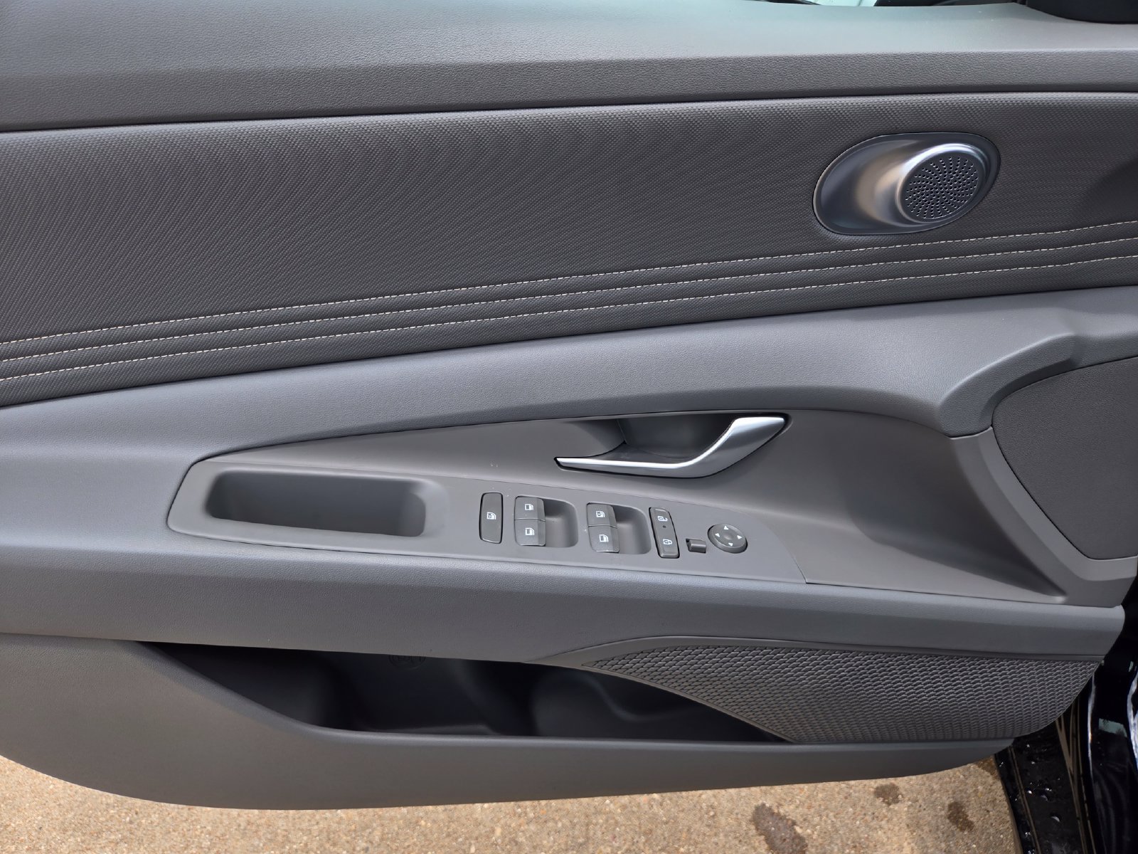New 2026 Hyundai Elantra SEL Sport Premium FWD image 18