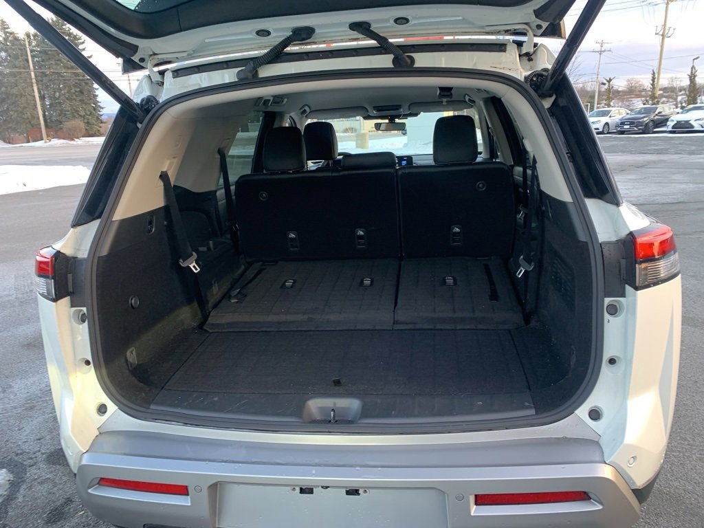 Used 2023 Nissan Pathfinder SL image 26