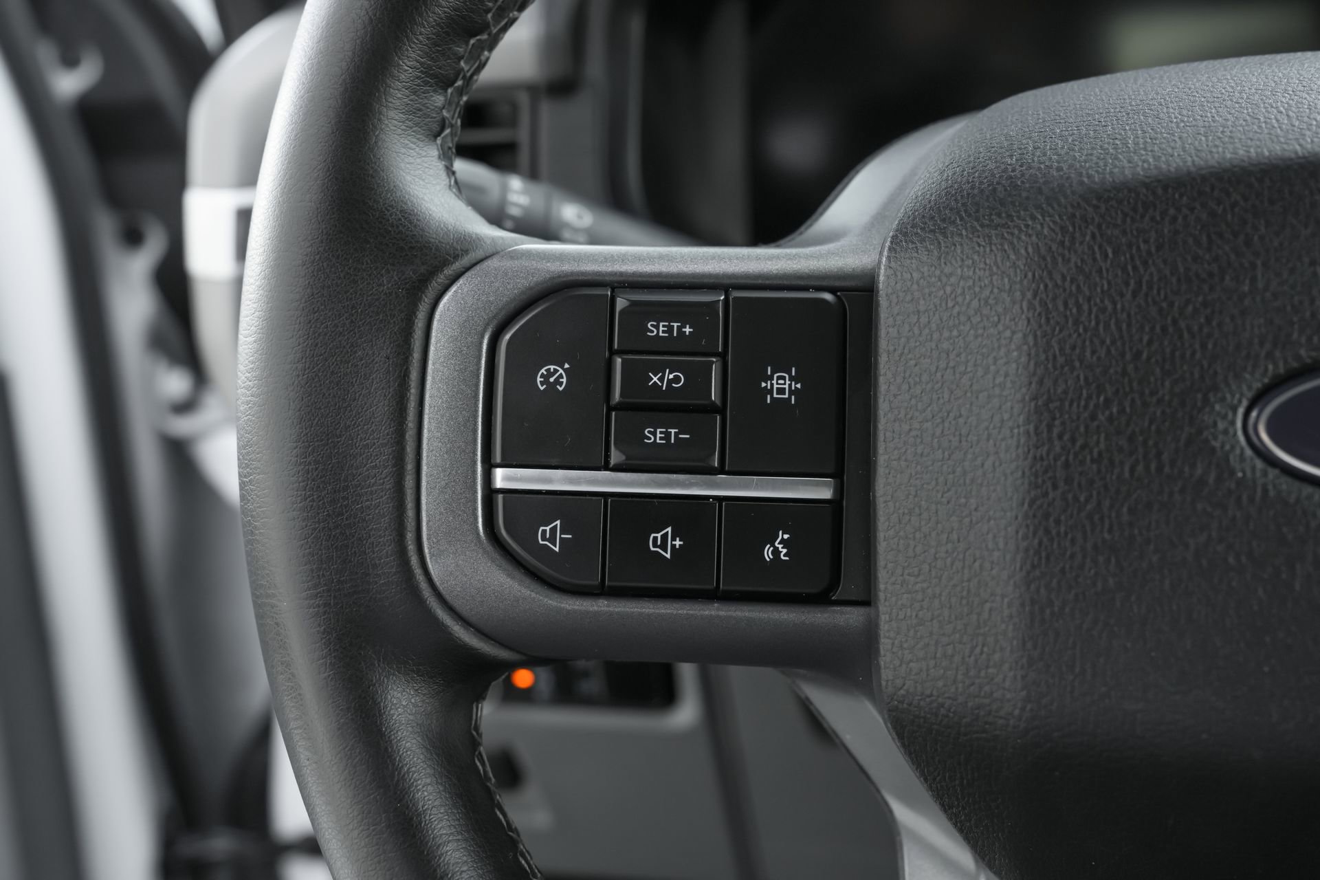 Used 2024 Ford F150 XLT w/ Mobile Office Package image 18