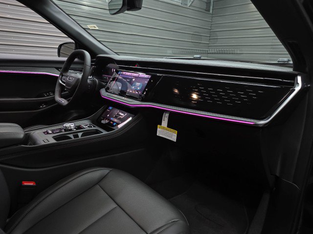 Used 2025 Jeep Wagoneer S Limited AWD/4WD image 13