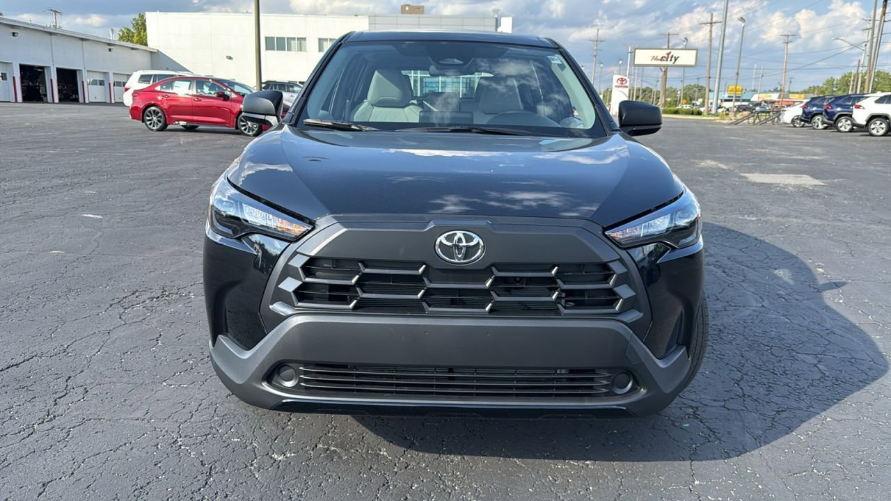 New 2026 Toyota Corolla Cross L image 2