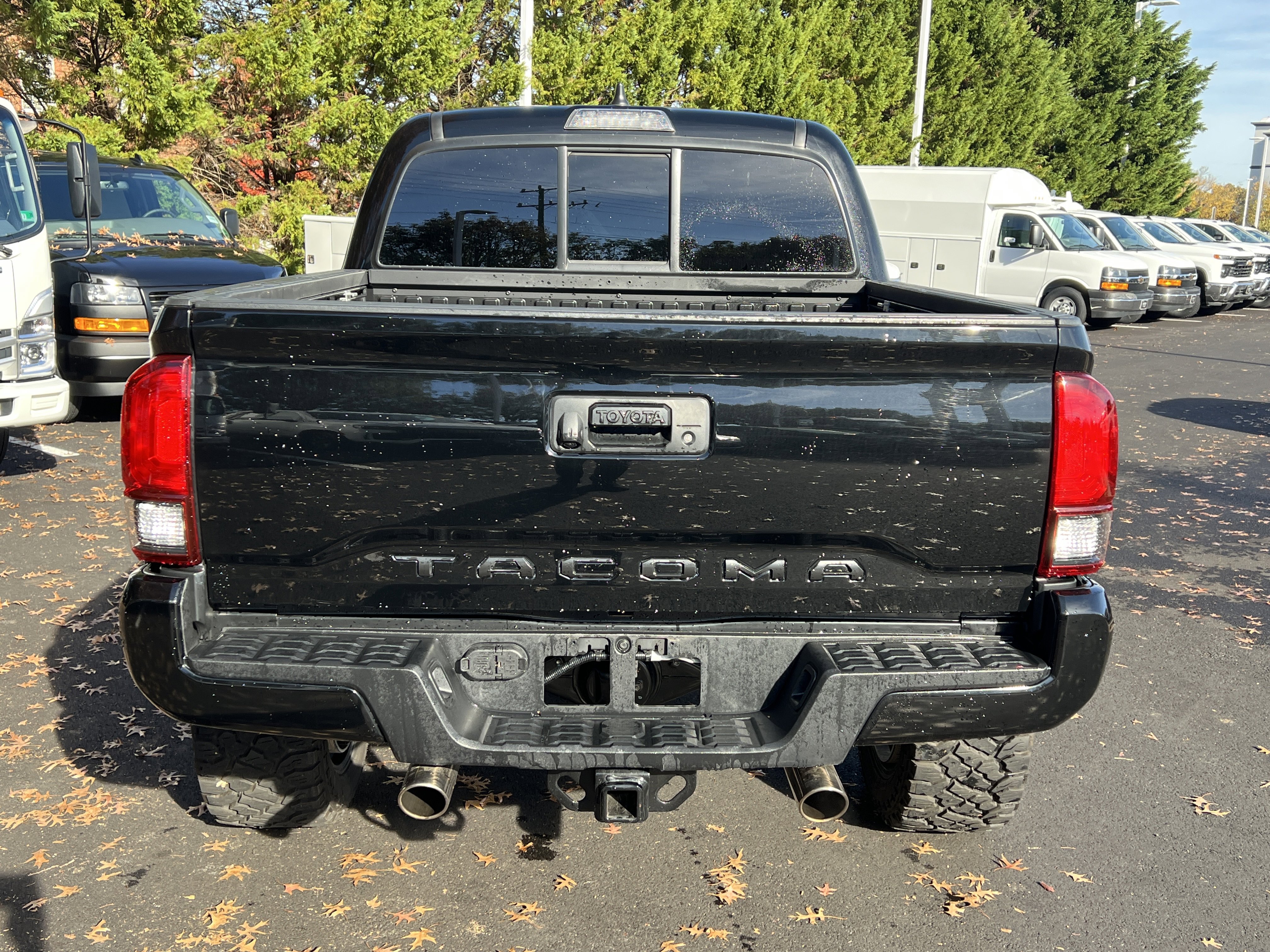 Used 2023 Toyota Tacoma SR image 9