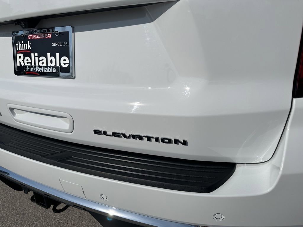 Used 2025 GMC Yukon XL Elevation w/ LPO, Elevation Black Package AWD/4WD image 17