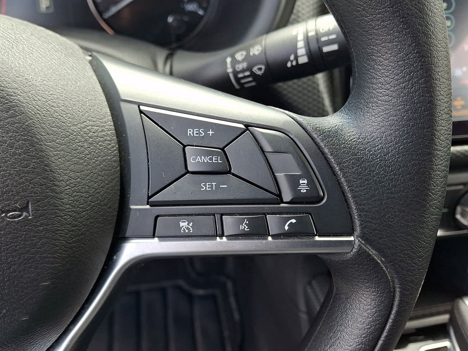 Used 2024 Nissan Kicks SV FWD image 23