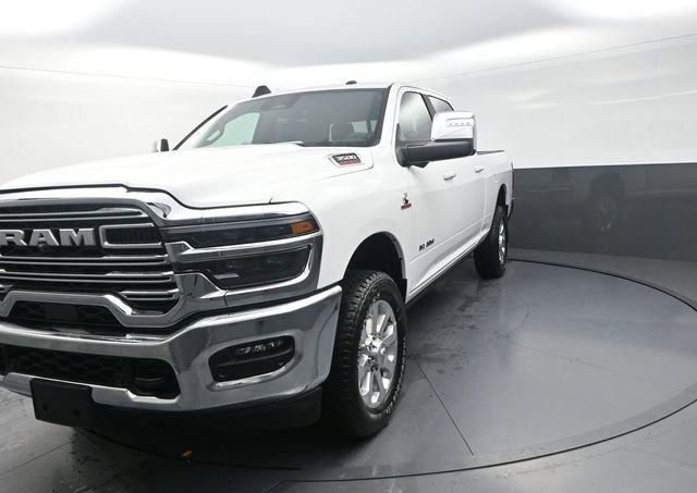 New 2026 RAM 3500 Laramie AWD/4WD image 5