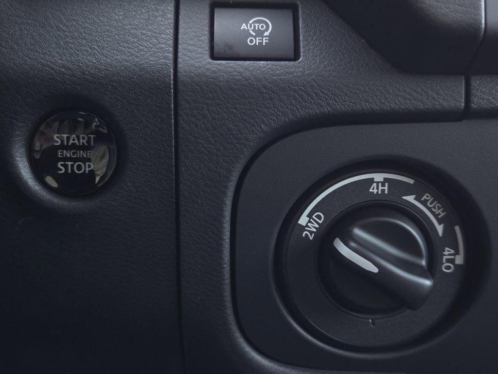 New 2026 Nissan Frontier SV image 27