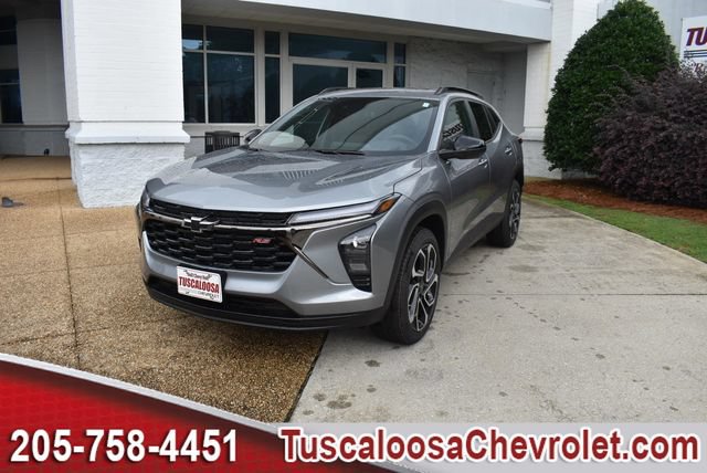New 2026 Chevrolet Trax RS w/ Sunroof Package FWD image 5