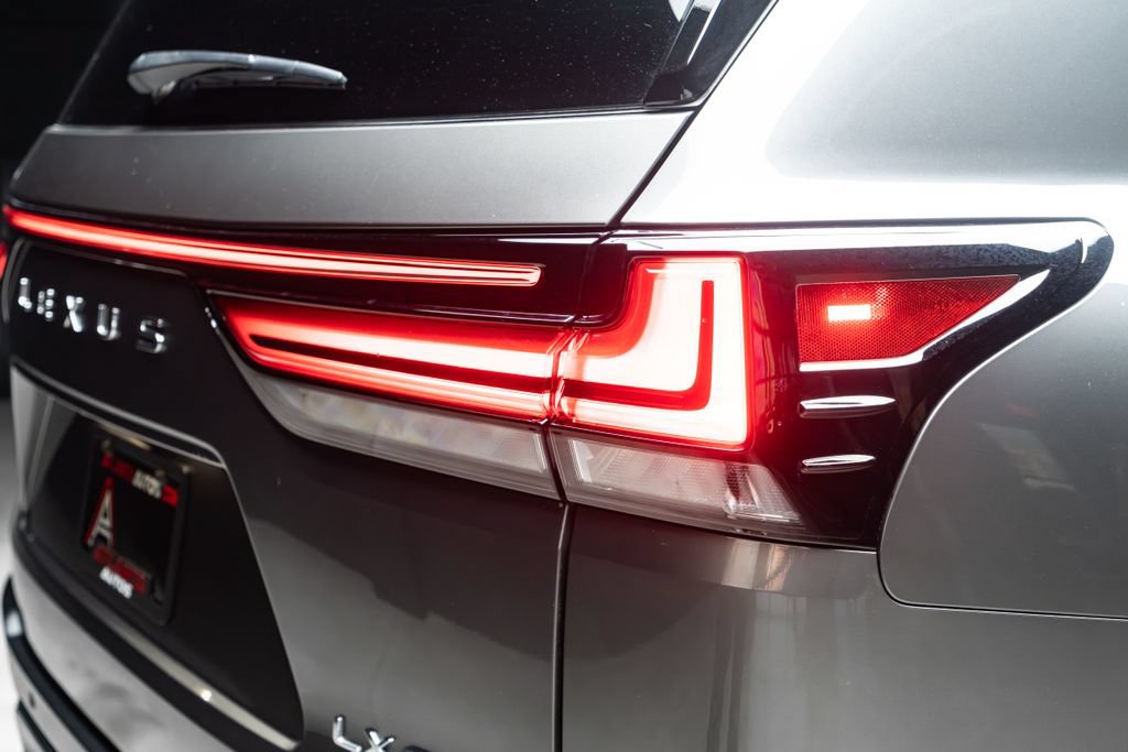 Used 2024 Lexus LX 600 F Sport AWD/4WD image 16