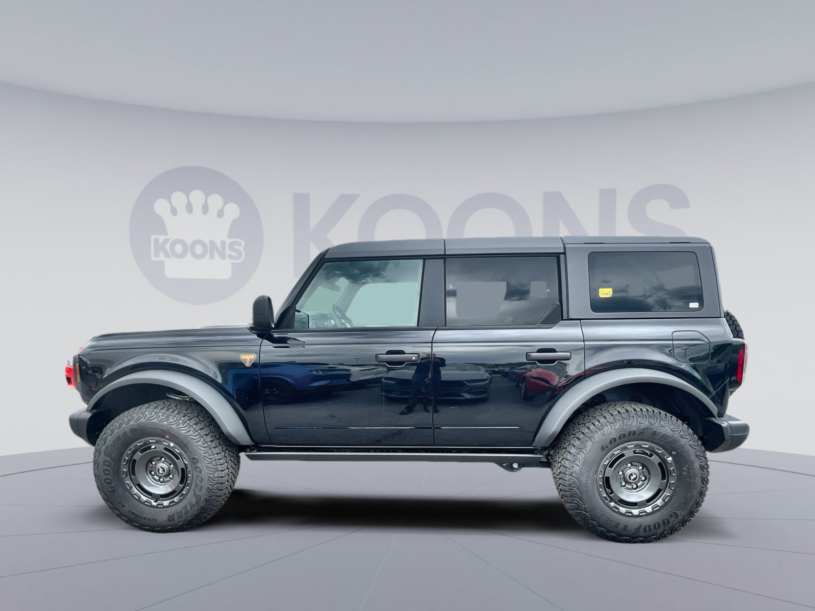 New 2025 Ford Bronco Badlands w/ Sasquatch Package AWD/4WD image 13