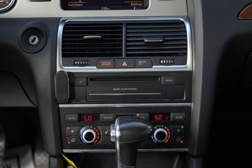 Used 2015 Audi Q7 3.0T Premium Plus w/ Premium Plus Package image 46