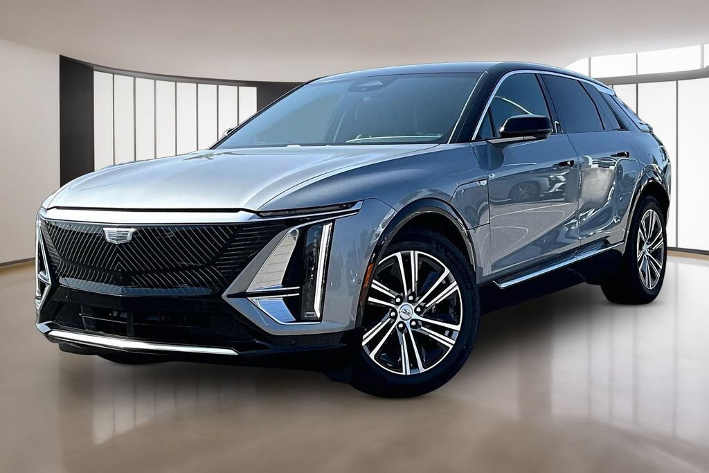 New 2026 Cadillac Lyriq Luxury RWD image 1