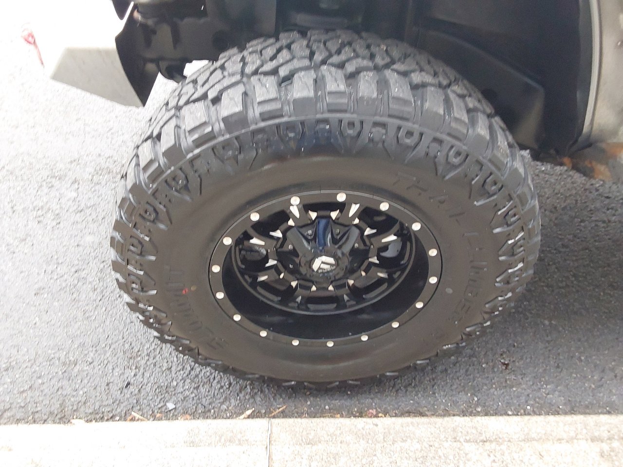 Used 2013 Jeep Wrangler Unlimited Sport image 9