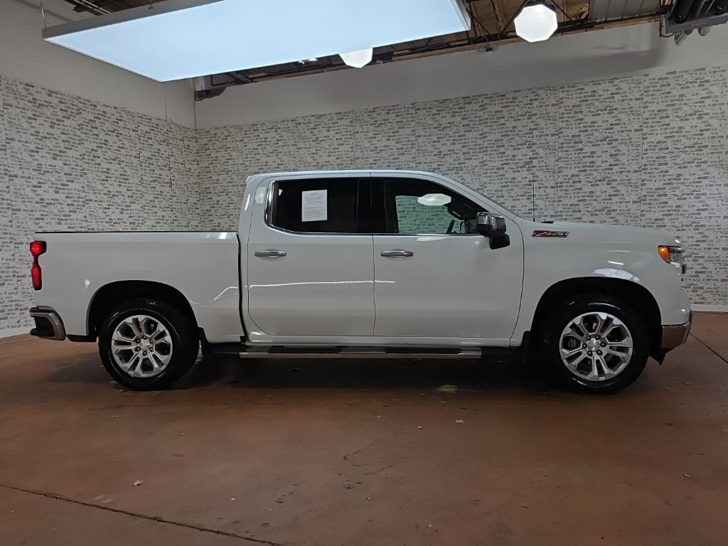 Used 2022 Chevrolet Silverado 1500 LTZ w/ LTZ Convenience Package II image 9