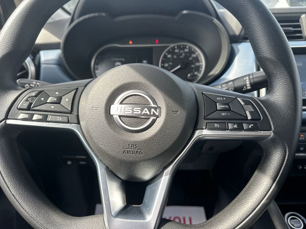 Used 2025 Nissan Versa SV FWD image 19