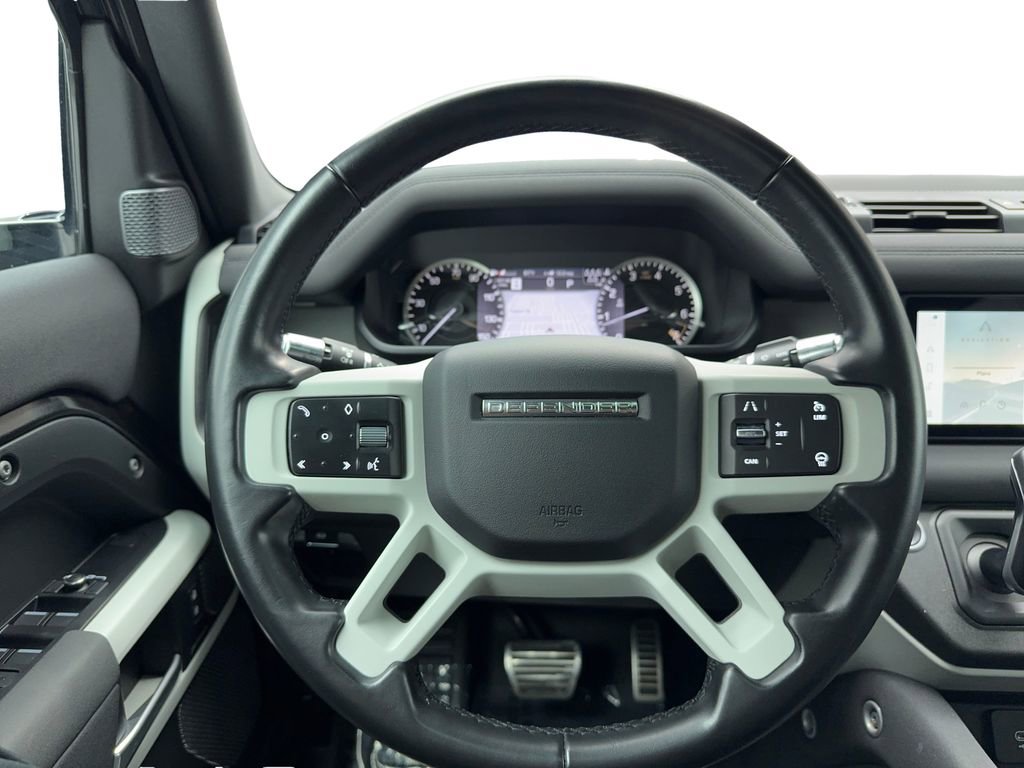 Used 2022 Land Rover Defender 110 S image 21