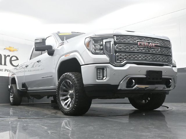 Used 2023 GMC Sierra 3500 Denali w/ Denali Ultimate Package AWD/4WD image 3