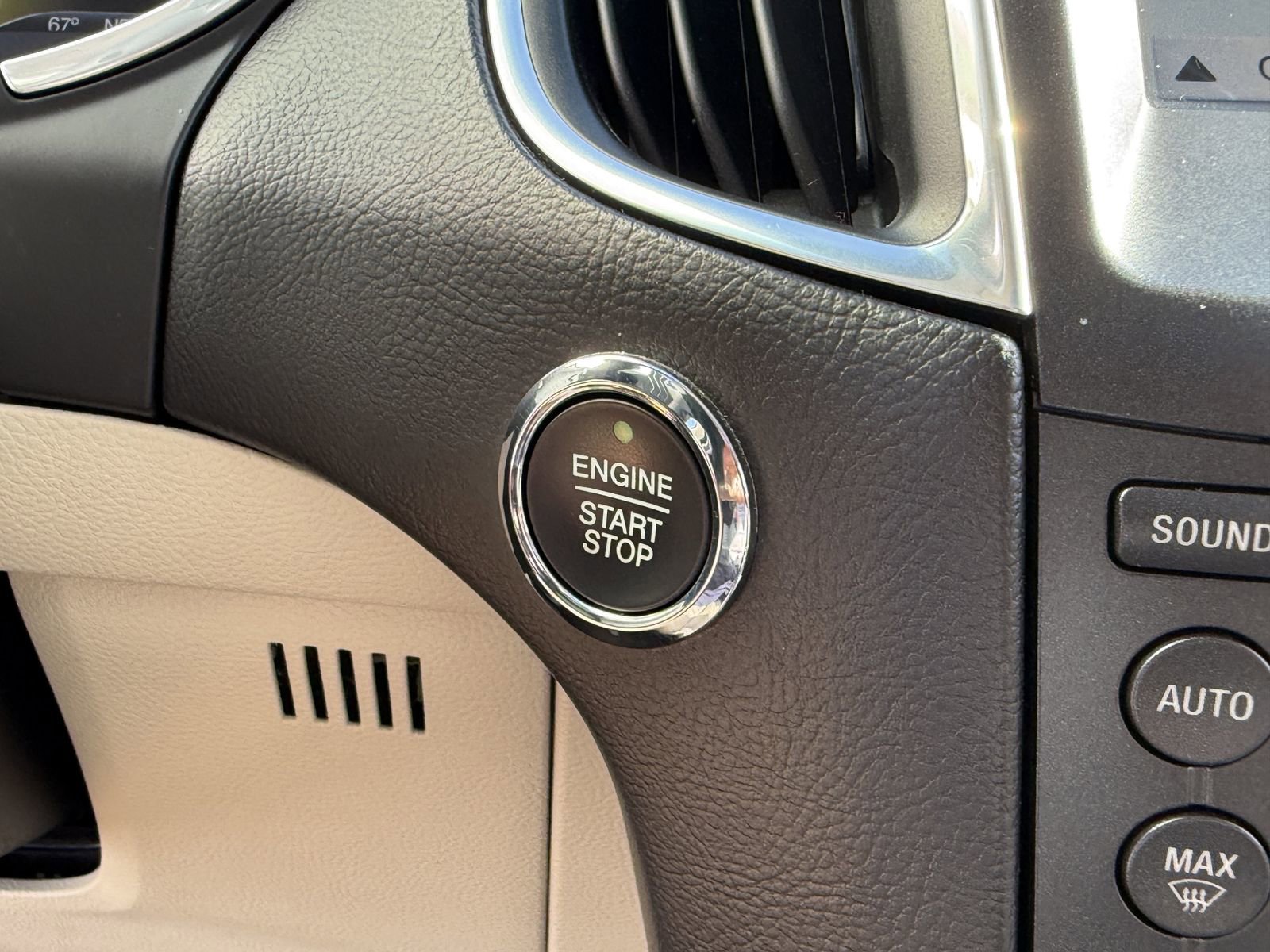 Used 2017 Ford Edge Titanium w/ Equipment Group 302A image 30