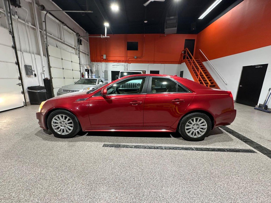 Used 2012 Cadillac CTS Luxury AWD/4WD image 4