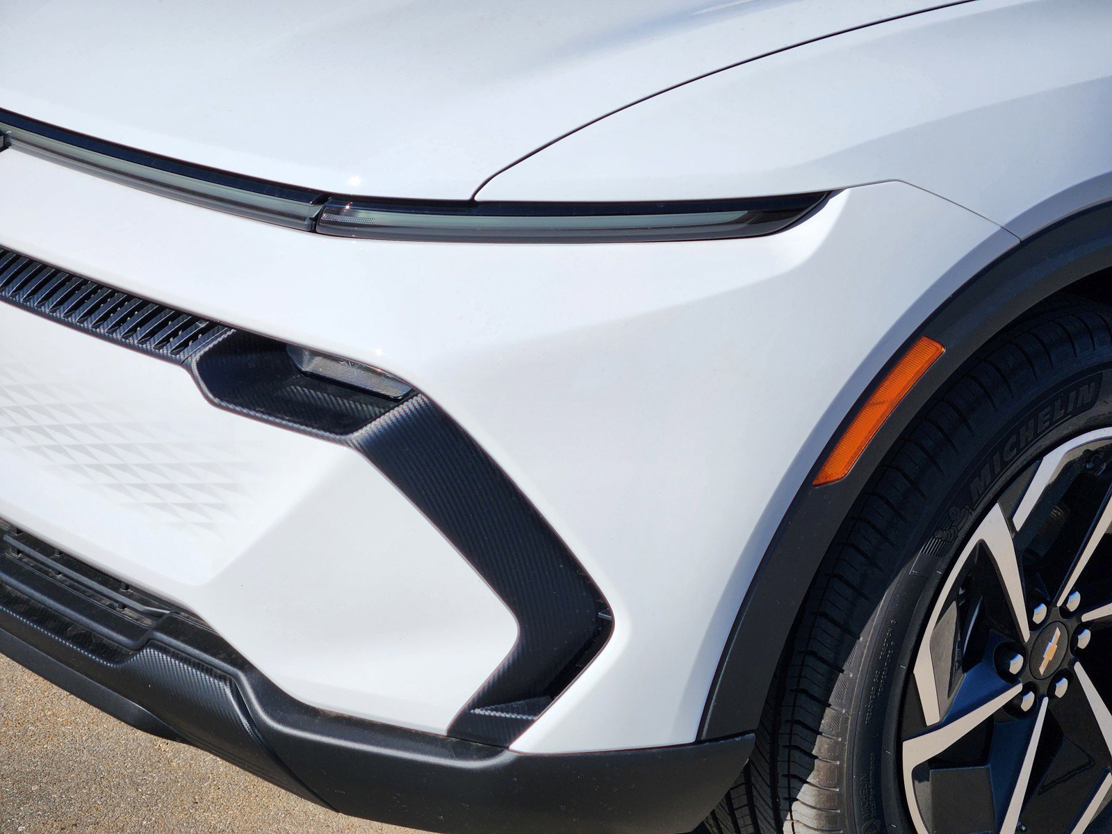 New 2026 Chevrolet Equinox EV LT image 6