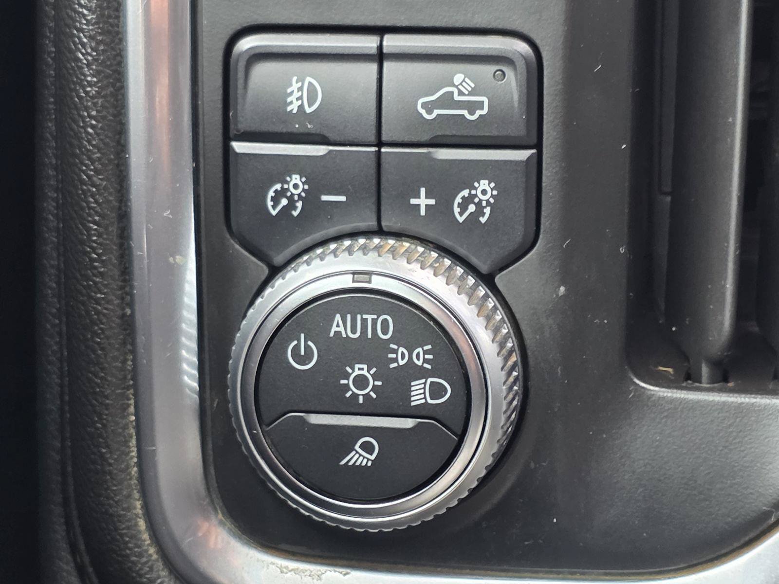 Used 2020 GMC Sierra 1500 AT4 w/ AT4 Premium Package AWD/4WD image 14