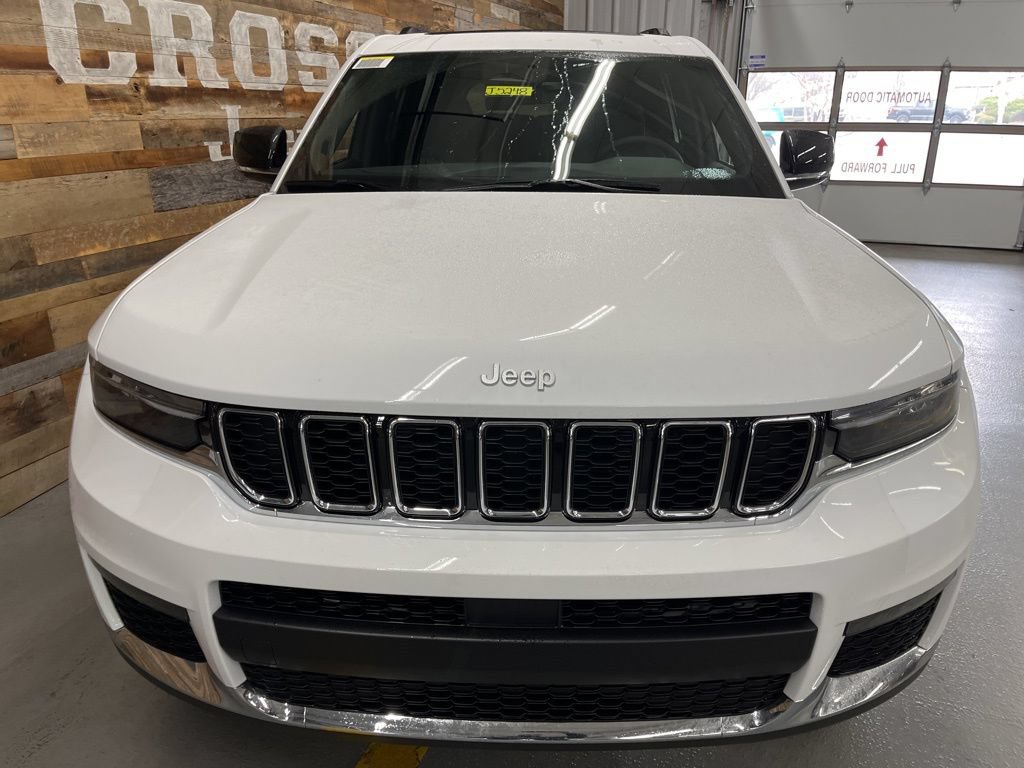 New 2025 Jeep Grand Cherokee L Limited w/ Trailer Tow Package AWD/4WD image 9