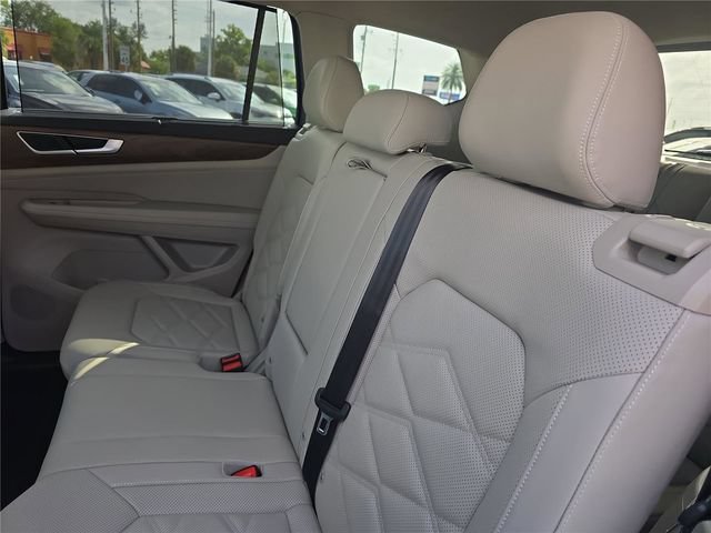New 2026 Volkswagen Atlas SE FWD image 13