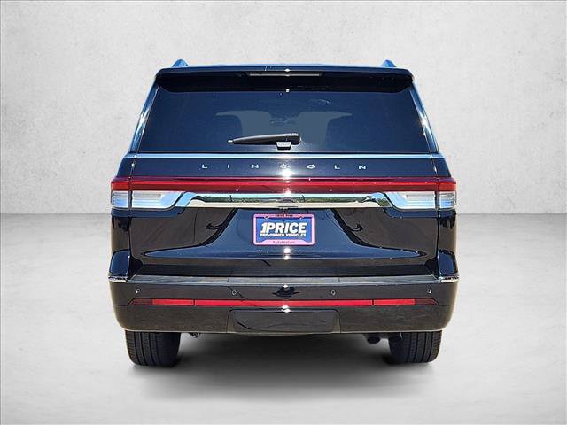 Used 2024 Lincoln Navigator L Reserve AWD/4WD image 7