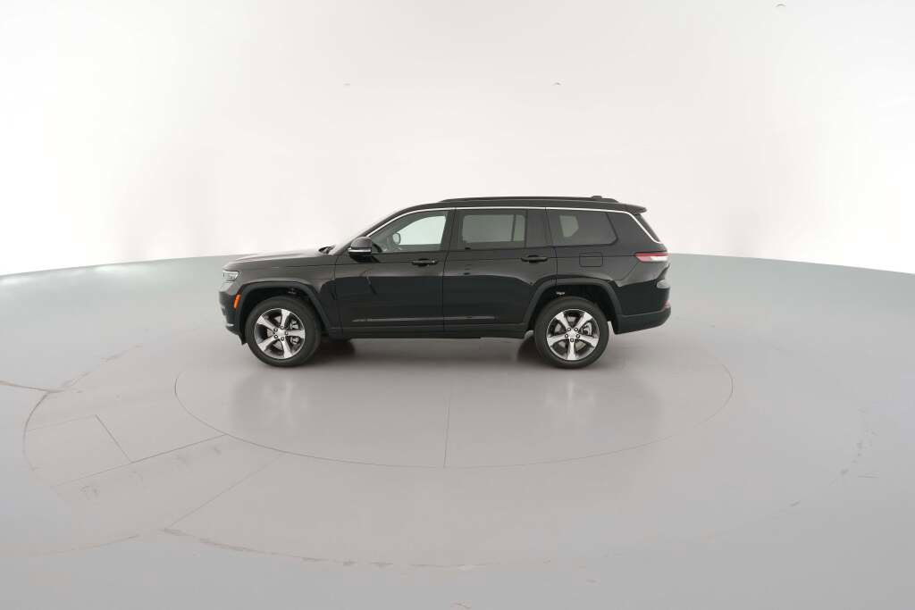 New 2025 Jeep Grand Cherokee L Limited image 6