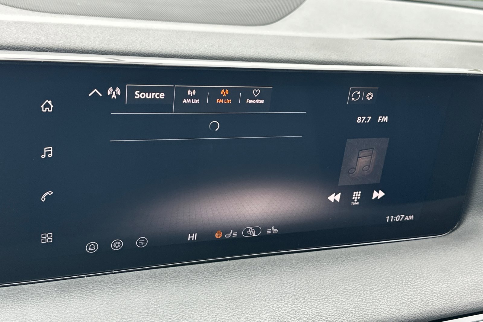 New 2026 Nissan Sentra SV w/ SV Convenience Package FWD image 17