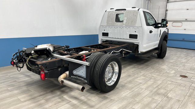 Used 2022 Ford F550 2WD Regular Cab Super Duty w/ XLT Value Package image 8
