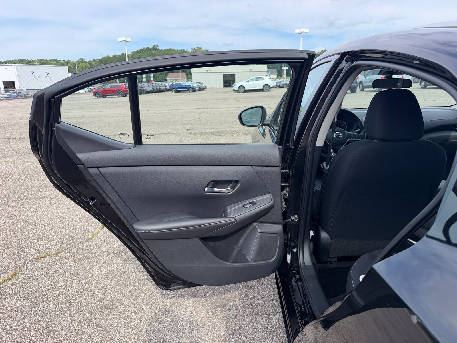 Used 2023 Nissan Sentra SV FWD image 25