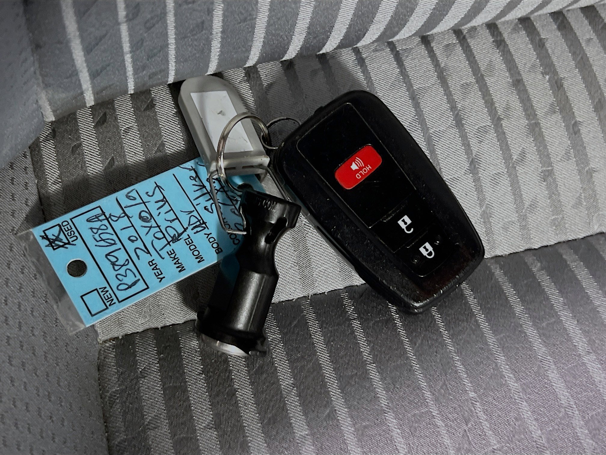 Used 2018 Toyota Prius Four image 36