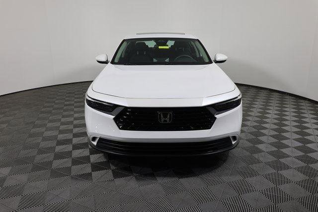 Used 2023 Honda Accord EX image 2