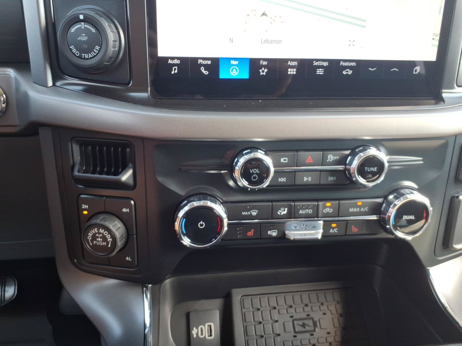 New 2026 Ford F150 XLT w/ Equipment Group 302A MID AWD/4WD image 19