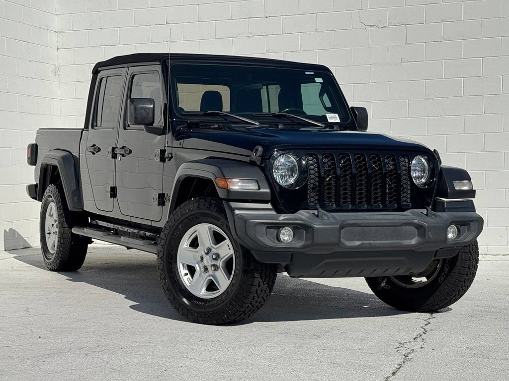 Used 2020 Jeep Gladiator Sport w/ Quick Order Package 24S AWD/4WD image 2