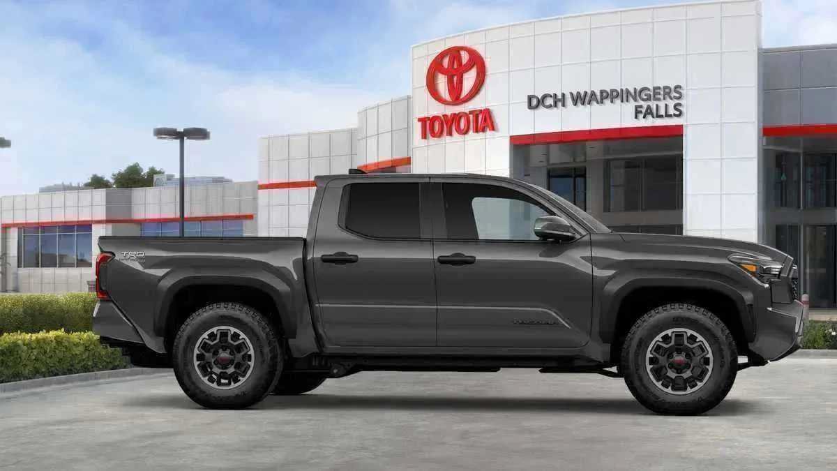 New 2026 Toyota Tacoma TRD Off-Road AWD/4WD image 15