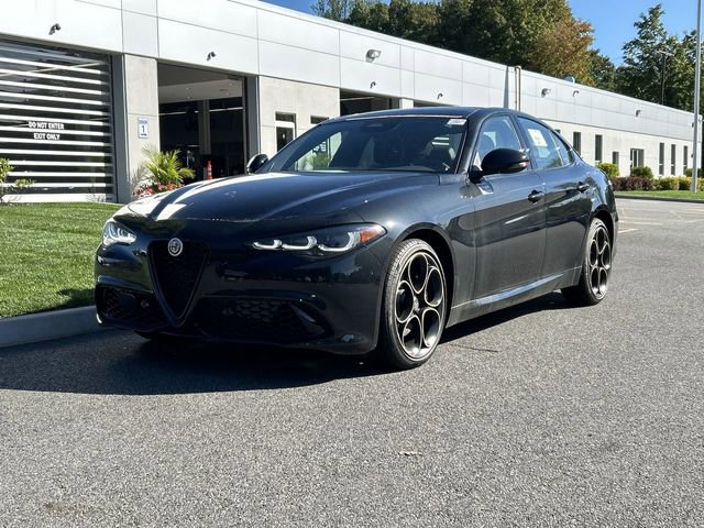 New 2025 Alfa Romeo Giulia AWD w/ Driving Assist Package