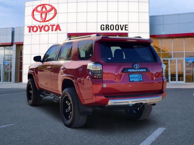 Used 2015 Toyota 4Runner Trail AWD/4WD image 3
