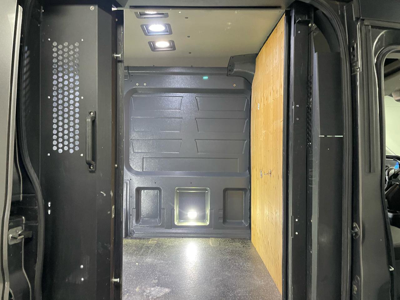 Used 2017 Ford Transit 350 148 Medium Roof image 17