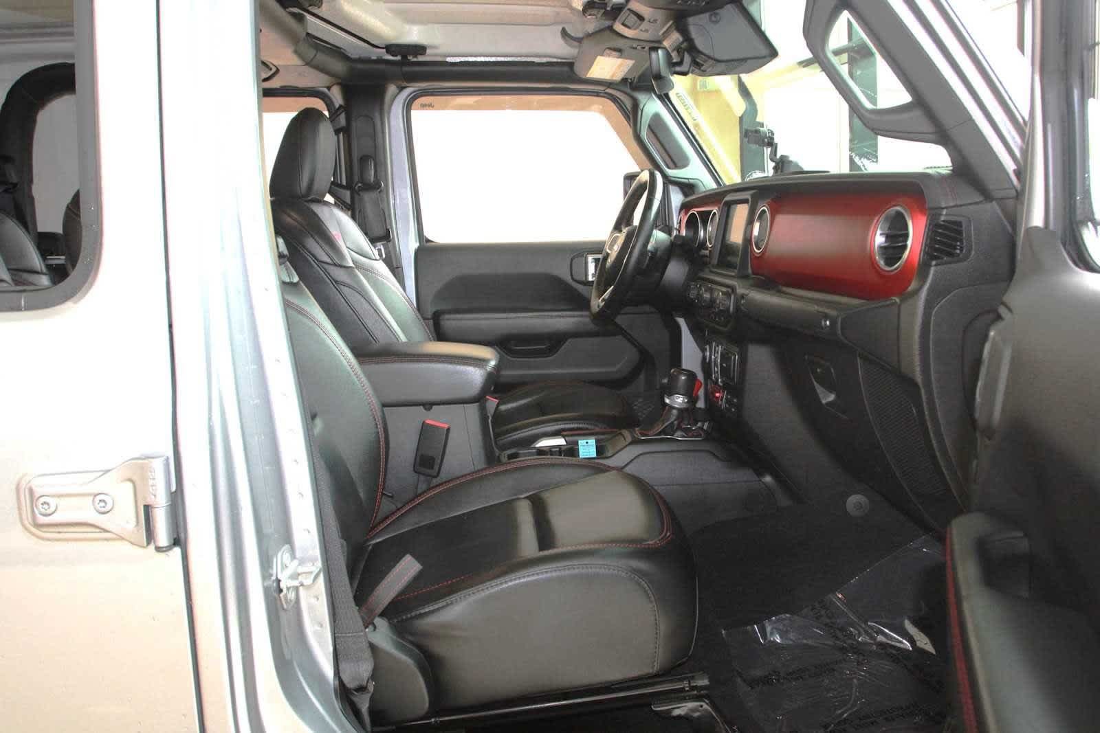 Used 2020 Jeep Gladiator Rubicon AWD/4WD image 25