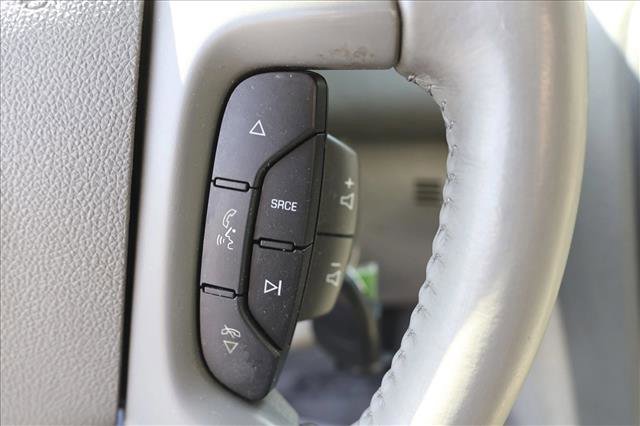 Used 2011 Buick Enclave CXL image 16