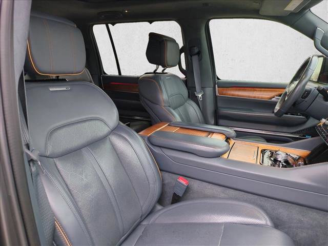 Used 2022 Jeep Grand Wagoneer Series II image 19