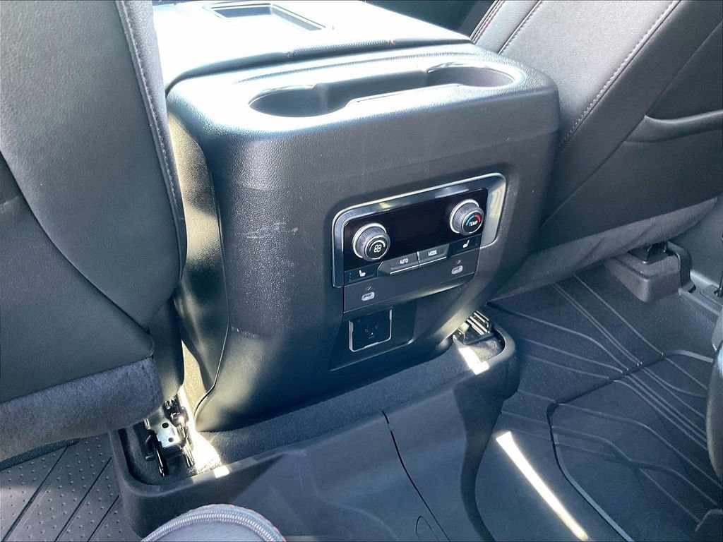 Used 2024 Chevrolet Tahoe RST w/ Luxury Package AWD/4WD image 29